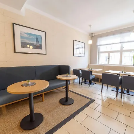 Hotel Comfort Tom Kyle 3*