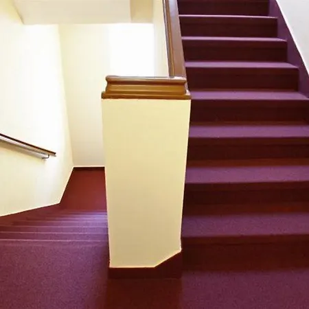 Comfort Tom Kyle Hotel