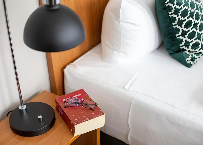 Hotel Comfort Tom Kyle Kiel