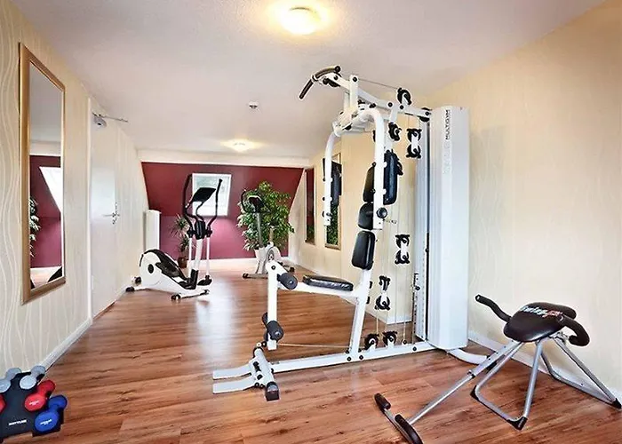 Comfort Tom Kyle Kiel