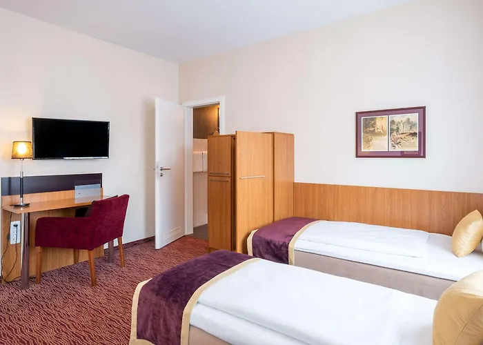 Hotel Comfort Tom Kyle