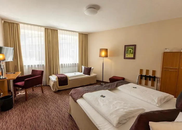 Hotel Comfort Tom Kyle 3*