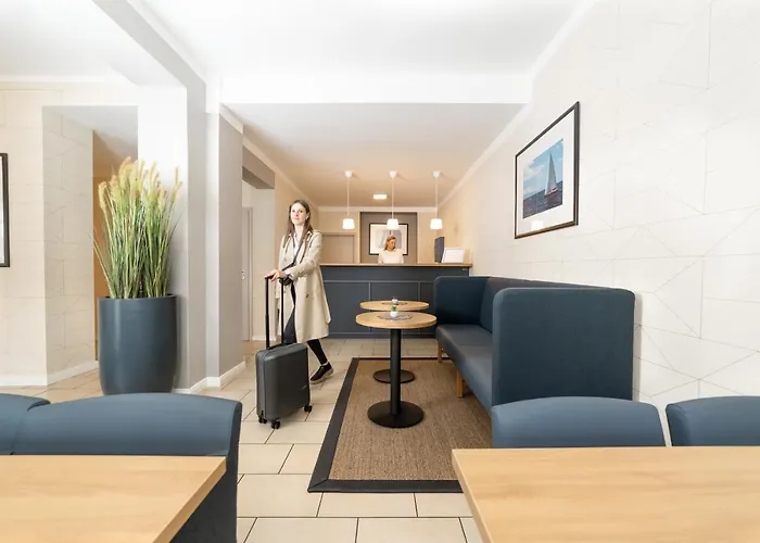 Hotel Comfort Tom Kyle 3*