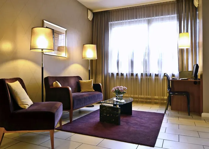 Hotel Comfort Tom Kyle 3*