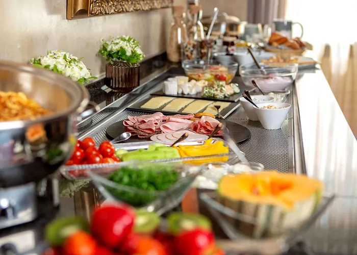 Comfort Tom Kyle Kiel