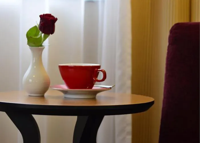 Hotel Comfort Tom Kyle