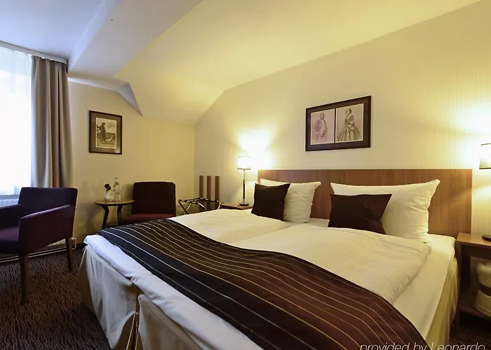 Hotel Comfort Tom Kyle Kiel